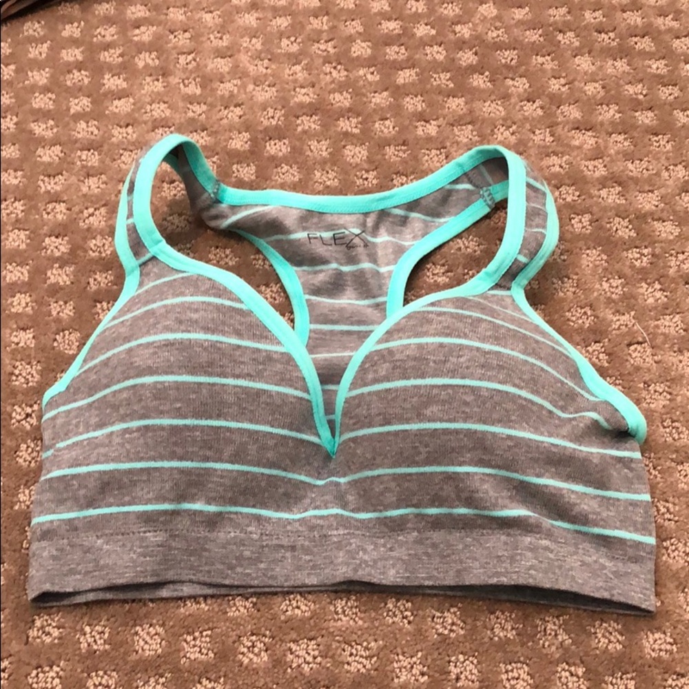 Sports bra, new without tags